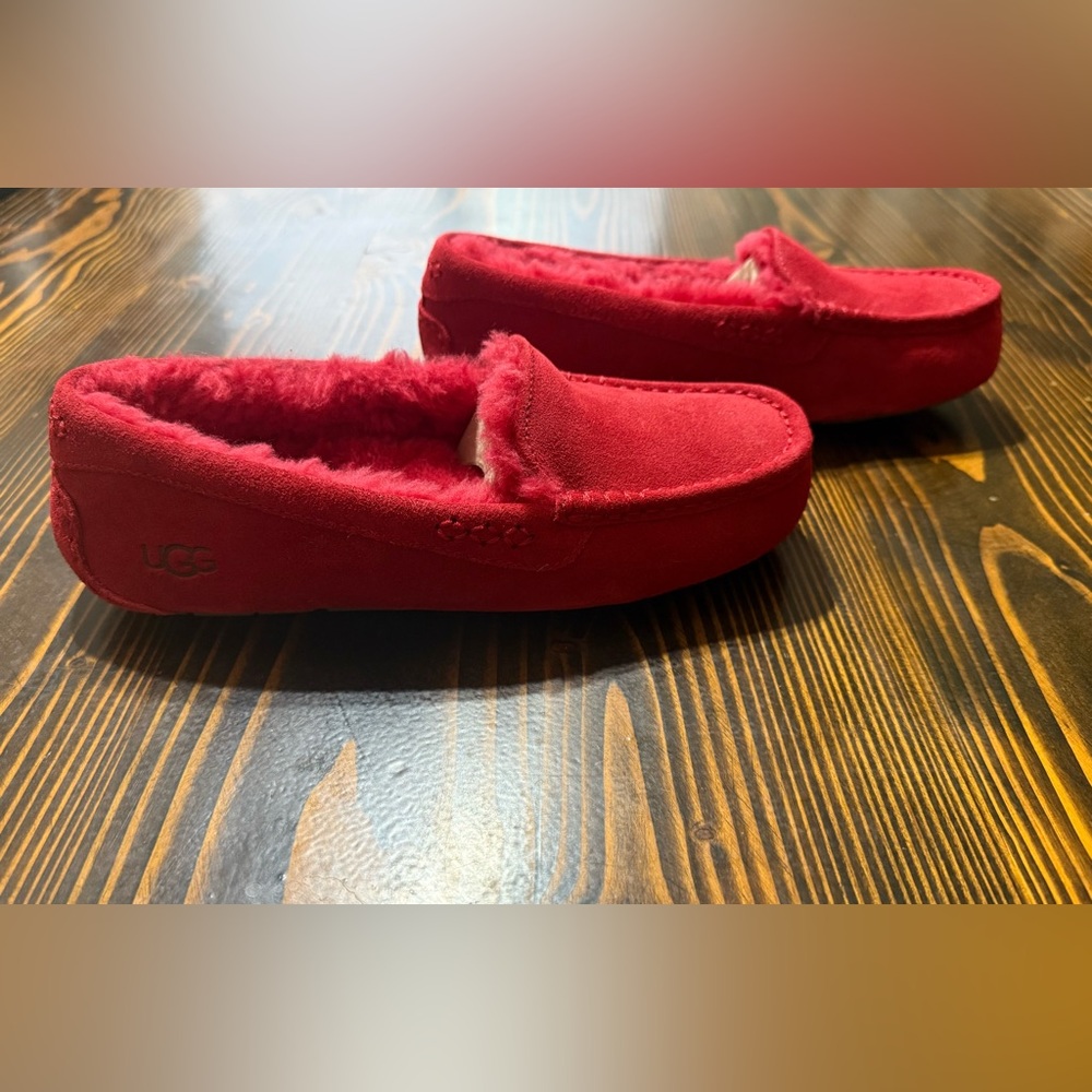 Ugg Ansley Slippers